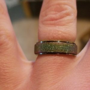 Titanium spinner ring